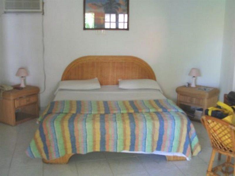 Miramar Village Playa El Agua 外观 照片