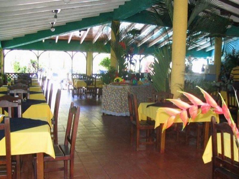 Miramar Village Playa El Agua 外观 照片
